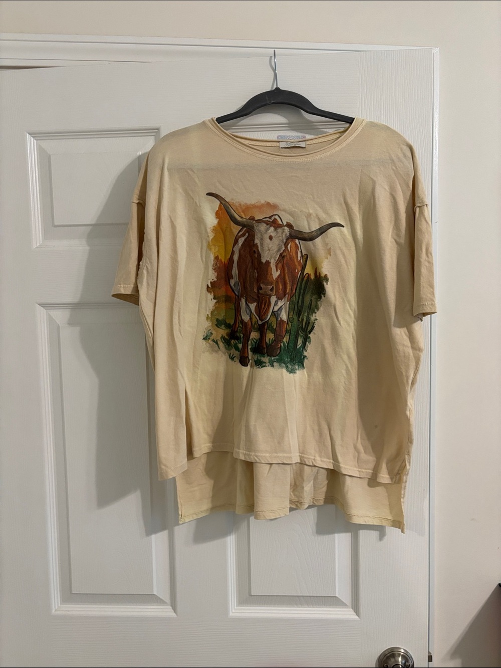 Cream Graphic Longhorn Cowboy Tee